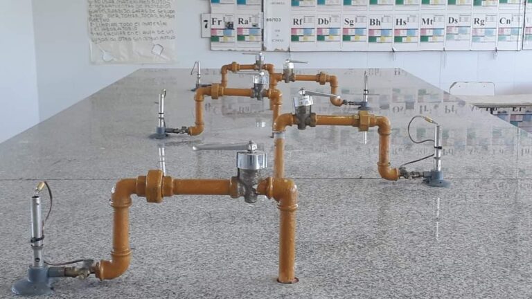 Avanza la obra de gas en la Escuela Técnica N 2 de Gowland
