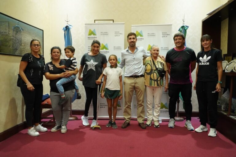 El intendente Ustarroz recibió a  Romina Fernández