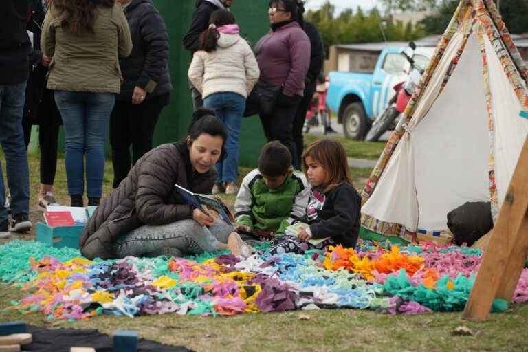 En Mutti se inauguró nueva plaza para las familias