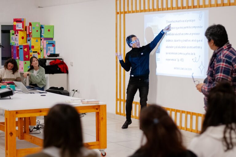 Se inicio junto a Universidad Pedagógica Nacional importante ciclo de capacitaciones