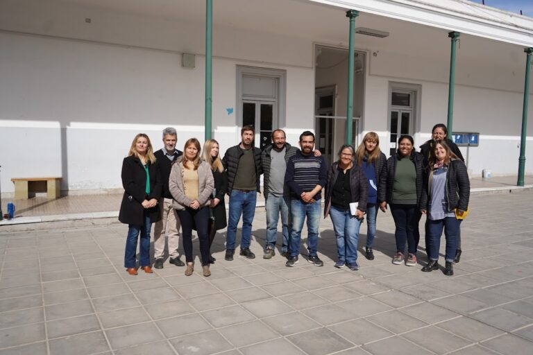 Se viene cena solidaria por la Escuela Normal