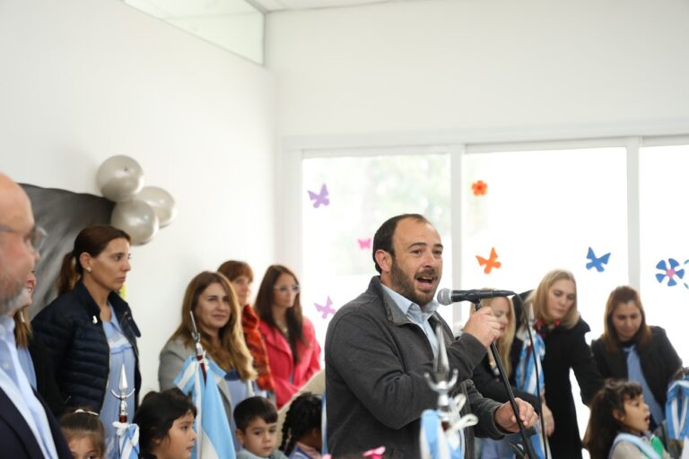 Con aporte de la Provincia de Buenos Aires avanzan obras en escuelas de Mercedes