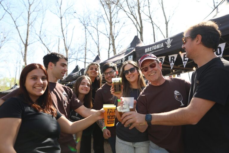 Excelente primera jornada del Festival de Cerveceros Meredinos