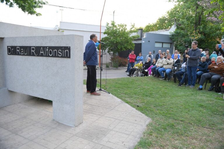 Celebraron 40º años de la elección que elevó a Alfonsín como presidente
