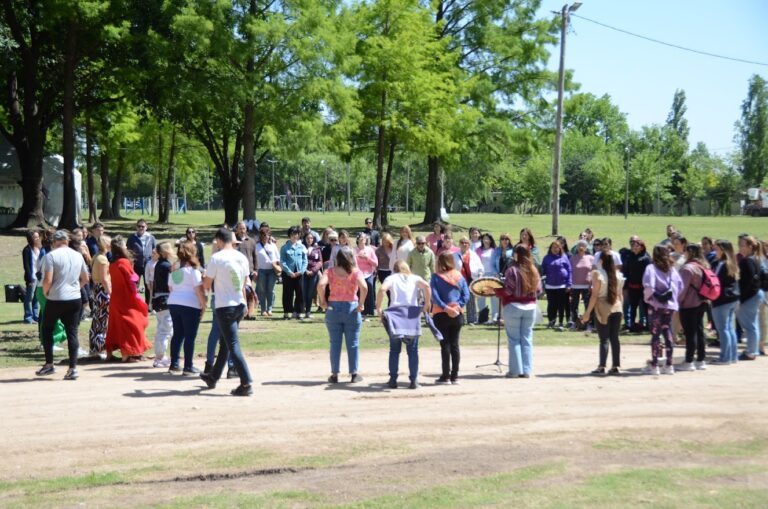 Se realizó “Mercedes Medita” en el Parque Municipal