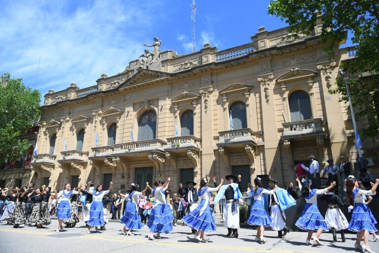 Excelente domingo de Tradición, raíces y costumbres camperas