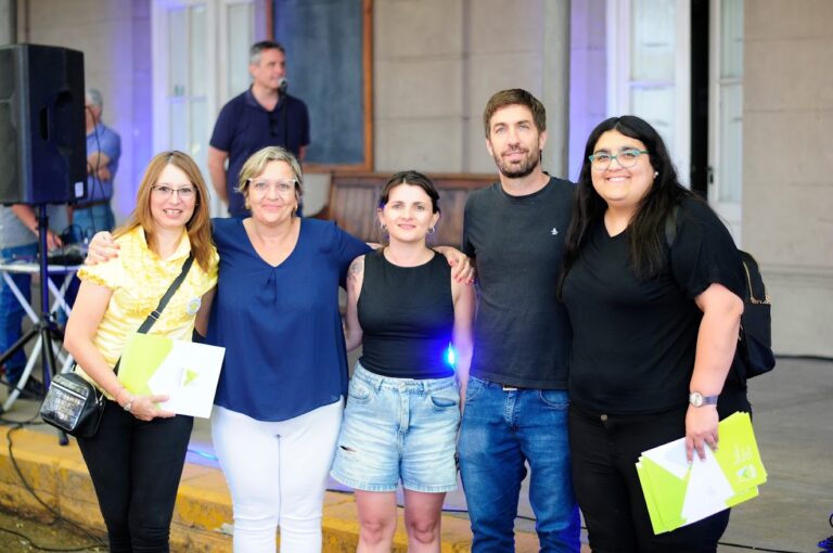 Con apoyo municipal más asociaciones logran su personería jurídica