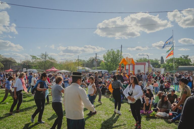 El Retutu y Muñeco Daniel en la Fiesta del Arraigo este fin de semana