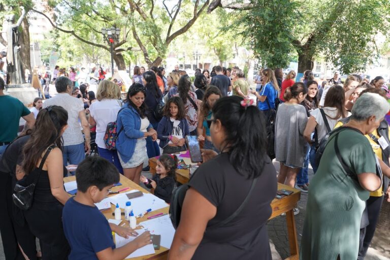 Importante asistencia en el inicio de las actividades por el Día Internacional de la Mujer Trabajadora