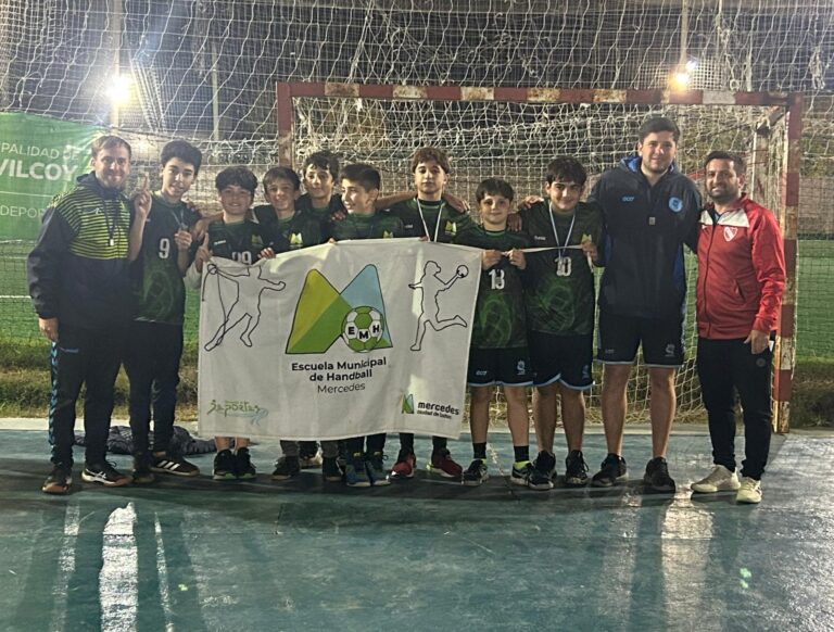 Escuela de Handball sale campeona provincial