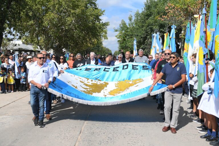 Se realizó con gran asistencia el acto por el día del Veterano y Caído en la guerra de Malvinas