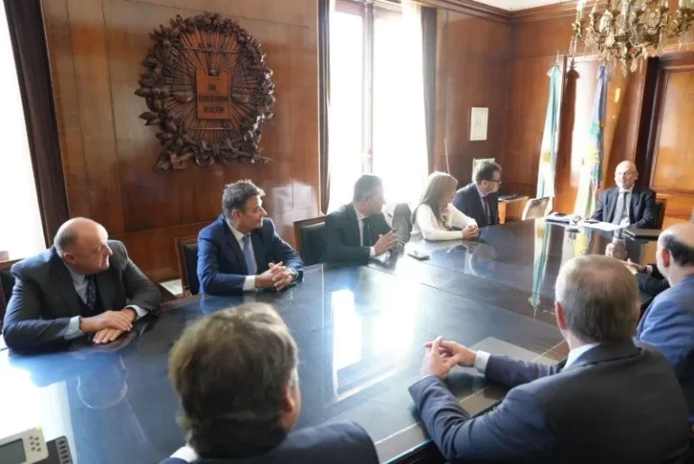 El Dr. Hernán Salaverri participa en reunión con el Presidente de la SCBA