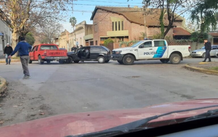Impactante colisión en las calles Mercedinas