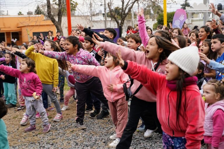 Multitudinaria primera semana de vacaciones en Mercedes