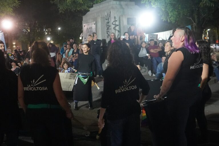 Taller de percusión a cargo de Marcos Romano de Fuerza Bruta