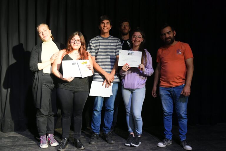Mailín Villalba y Pedro Latorre, los ganadores del concurso literario ATR