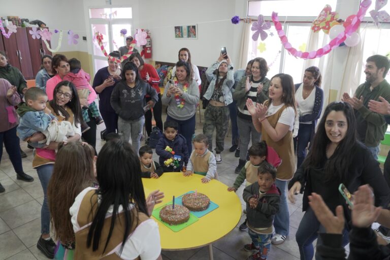 Celebración del primer año del Jardín Primera Infancia de Gowland