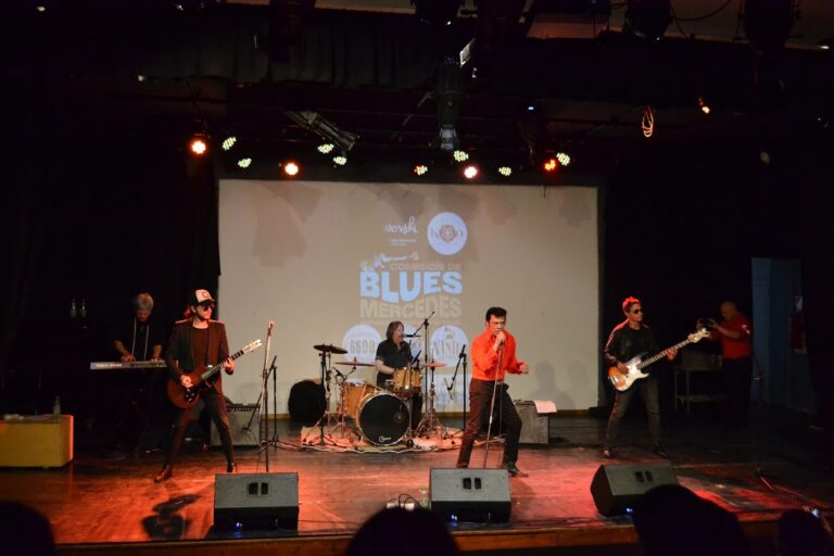 Gran noche de blues en el Teatro Argentino