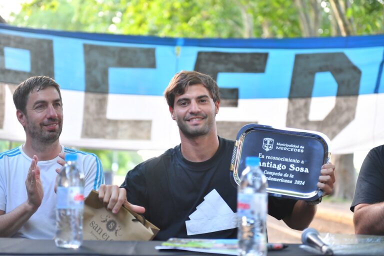 Se reconoció a Santiago Sosa, campeón Sudamericano con Racing Club