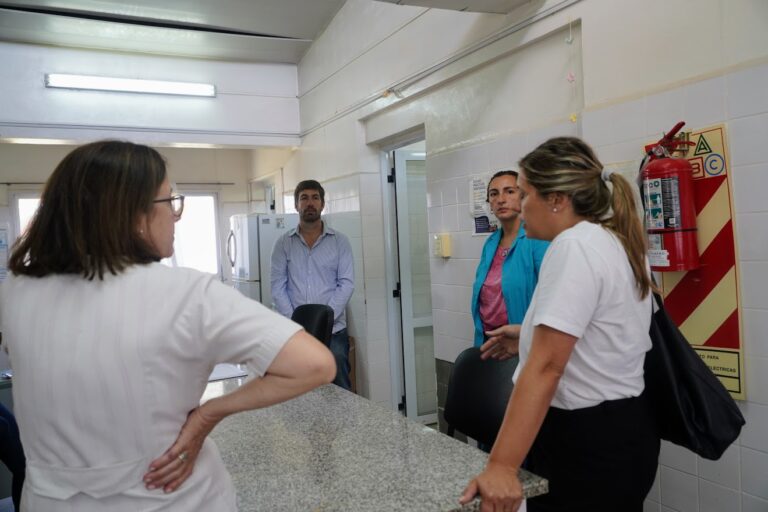 Encuentro y reconocimiento por el laboratorio del C.I.C