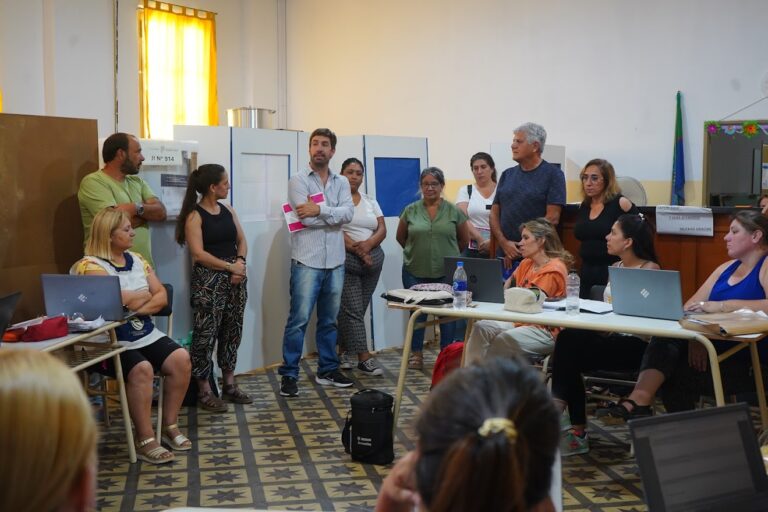 Encuentro con escuelas y más apoyo para este verano