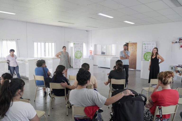 Mil Días sigue adelante con su educación en salud