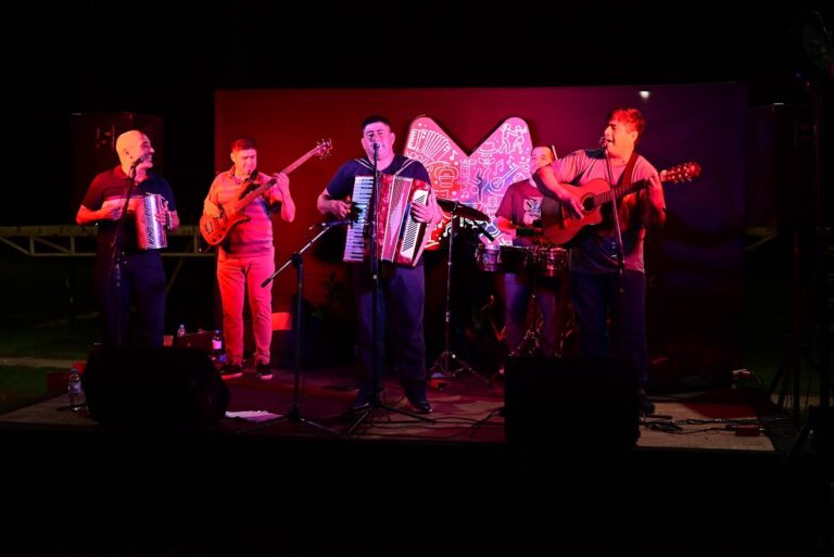 Gowland fue una fiesta en la conmemoración de su aniversario
