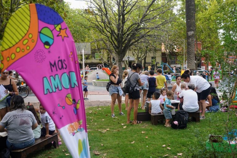 Semana de plazas, Memoria y entretenimiento familiar