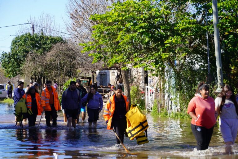 Domingo: Fuerte operativo de asistencia tras el temporal