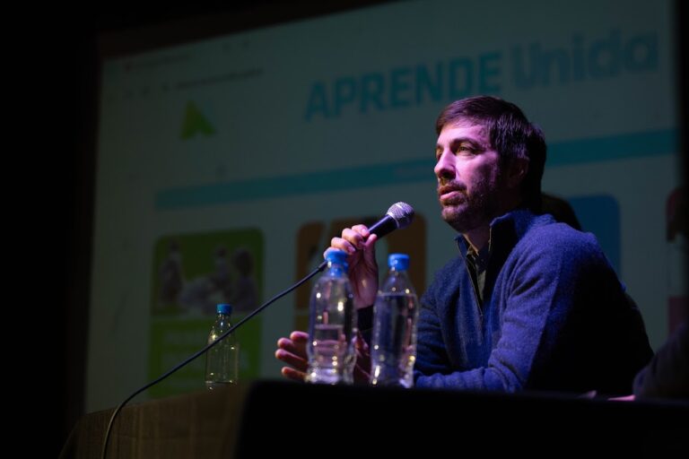 Ustarroz agradeció “la participación” para mejorar el sistema educativo