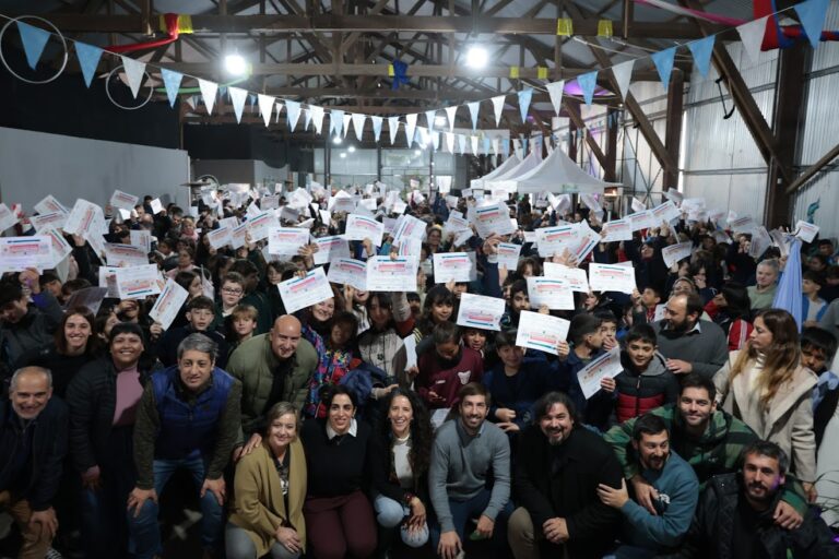 Casi 800 estudiantes se comprometieron al cuidado ambiental