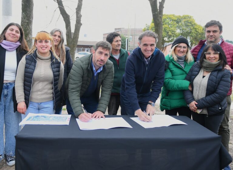 Ustarroz anunció junto a Katopodis la pavimentación de la Av. San Martín