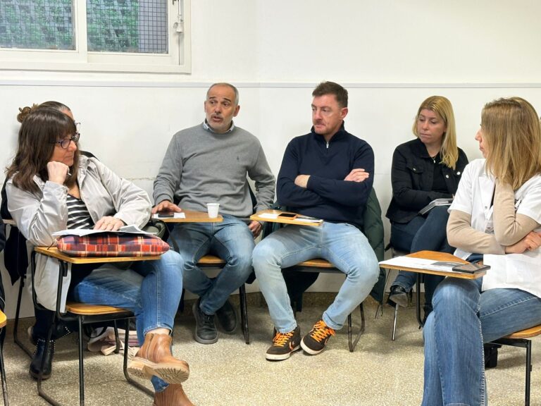 Reunión interinstitucional para fortalecer el abordaje de la tuberculosis en el ámbito escolar de Mercedes.