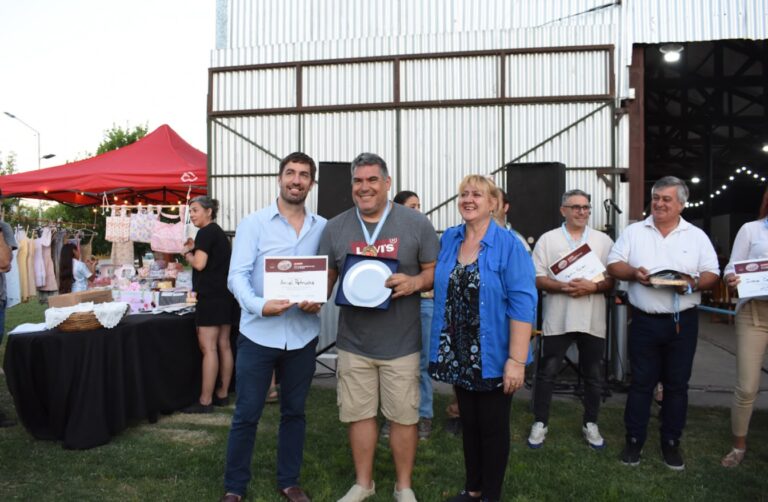 Se presentaron los nuevos Embajadores de la Fiesta Nacional del Durazno