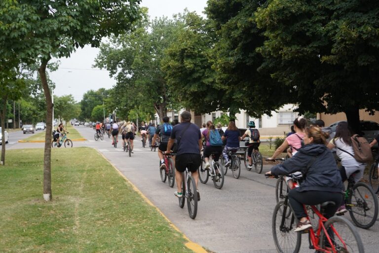 Gran éxito en las bicicleteadas del «Verano de Encuentro» por los caminos rurales