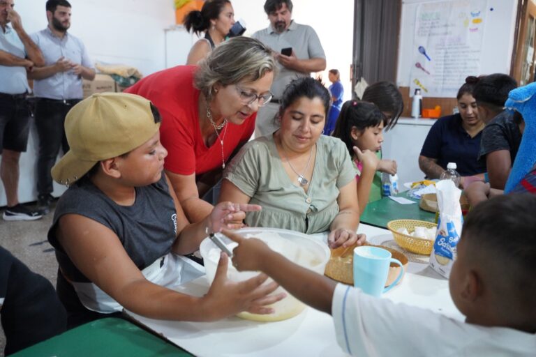 San Martín valoró la continuidad del Recetario Bonaerense en las Escuelas de Verano