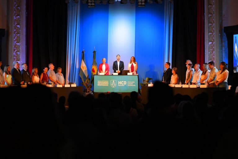 Ustarroz pidió “promover la cultura del encuentro” y priorizar “el interés de nuestro pueblo”