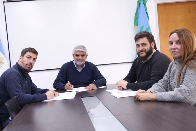 Educación y Trabajo: Ustarroz y Correa renuevan convenio por el Centro de Formación Laboral N° 401